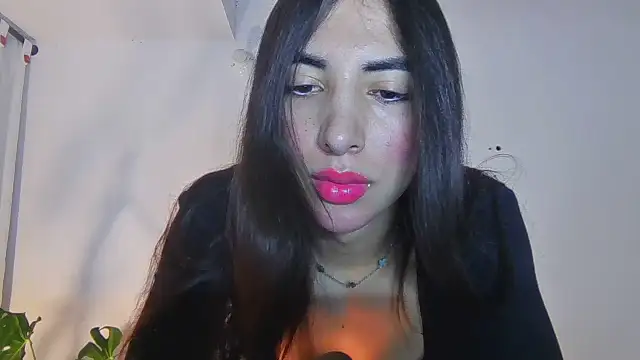 Snapshot of valeriahornier chatting on 8, 7, 2026 valeriahornier online show from 8, 7, 2026