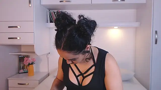 MartiRuis10 online show from 1, 11, 2025