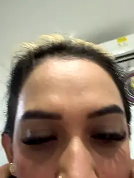 KIMBERLYPULIDO online show from 13, 11, 2025