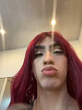 Snapshot of Agattha22 chatting on 17, 11, 2025 Agattha22 online show from 17, 11, 2025