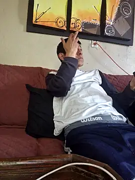 Pedropuente200 online show from 3, 2, 2026