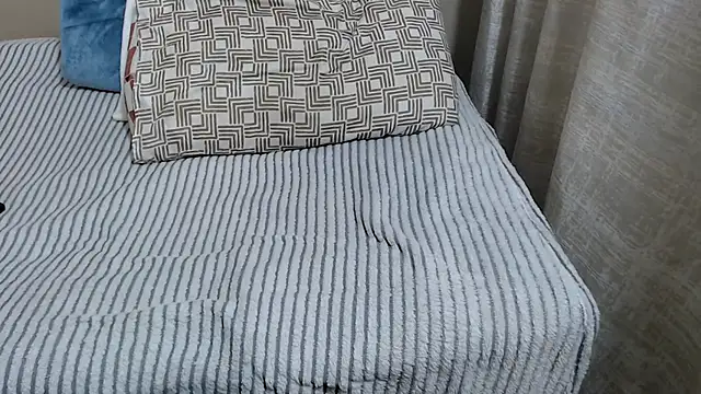 Snapshot of RissaGx chatting on 21, 11, 2025 RissaGx online show from 21, 11, 2025