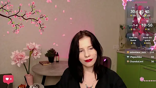 Mell Hyees online show from 14, 11, 2025