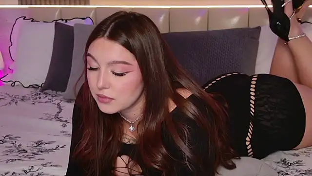  Tessa May  online show from 31, 3, 2026