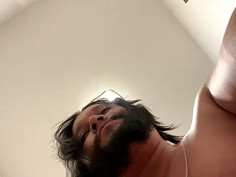 Snapshot of LoboCachorro chatting on 4, 11, 2025 LoboCachorro online show from 4, 11, 2025