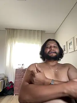 Snapshot of LoboCachorro chatting on 9, 11, 2025 LoboCachorro online show from 9, 11, 2025