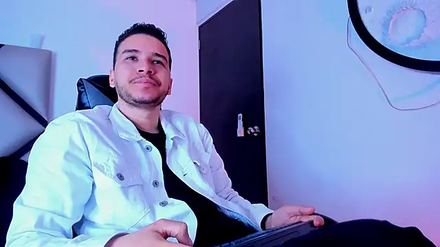 mike 257 online show from 4, 11, 2025