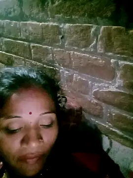 Hot cauple indian online show from 2, 11, 2025