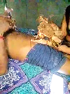 Hot cauple indian online show from 19, 5, 2026