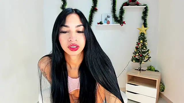 Snapshot of ZAYDA_KAJER chatting on 15, 12, 2025 ZAYDA KAJER online show from 15, 12, 2025