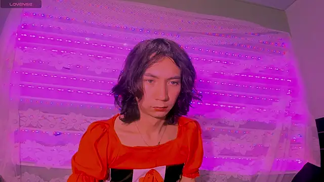 najimi uwu online show from 27, 10, 2025