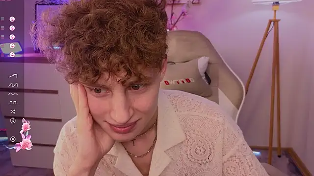 Snapshot of crisp1n chatting on 25, 2, 2026 crisp1n online show from 25, 2, 2026