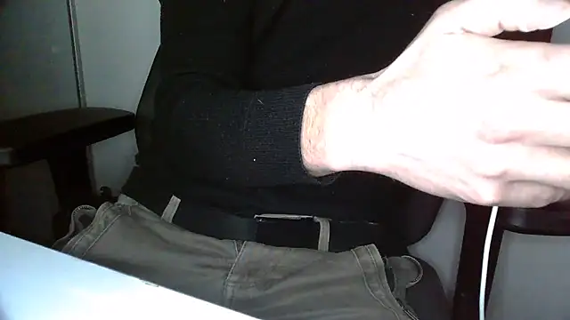 Snapshot of topg84 chatting on 7, 5, 2026 topg84 online show from 7, 5, 2026
