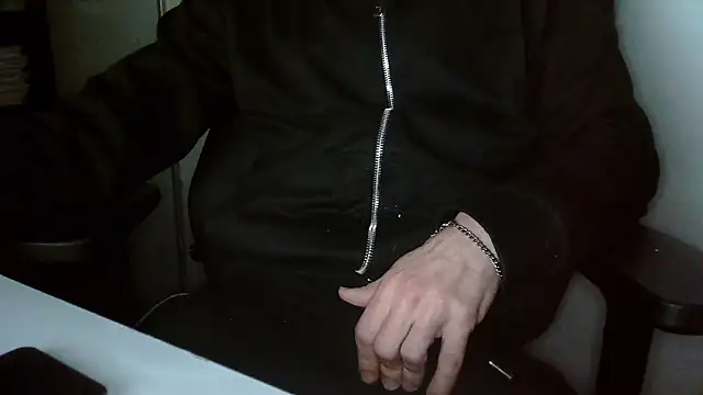 Snapshot of topg84 chatting on 11, 5, 2026 topg84 online show from 11, 5, 2026