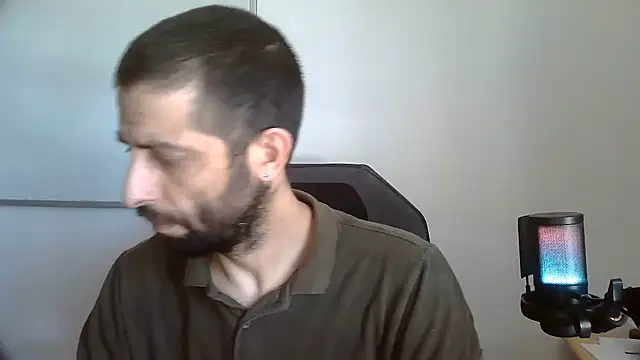 Snapshot of topg84 chatting on 23, 6, 2026 topg84 online show from 23, 6, 2026