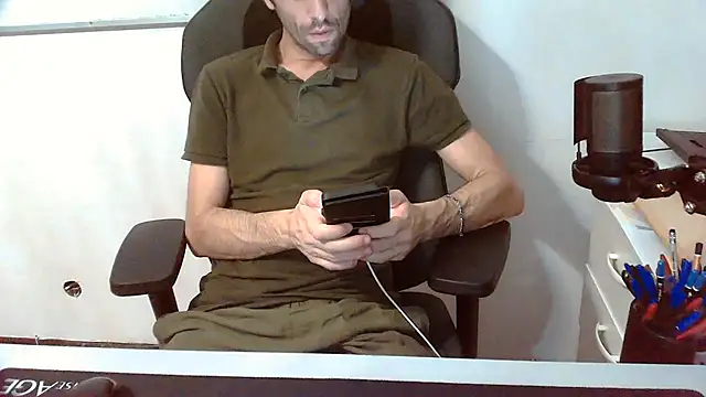 Snapshot of topg84 chatting on 1, 7, 2026 topg84 online show from 1, 7, 2026