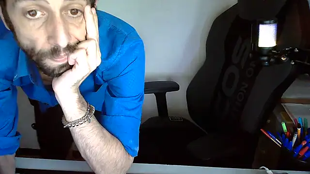 Snapshot of topg84 chatting on 29, 7, 2026 topg84 online show from 29, 7, 2026