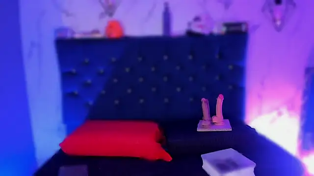 Snapshot of Dakotaa_Johnson chatting on 13, 11, 2025 Dakotaa Johnson online show from 13, 11, 2025