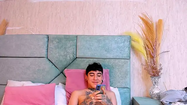 SantiOlsen online show from 31, 10, 2025