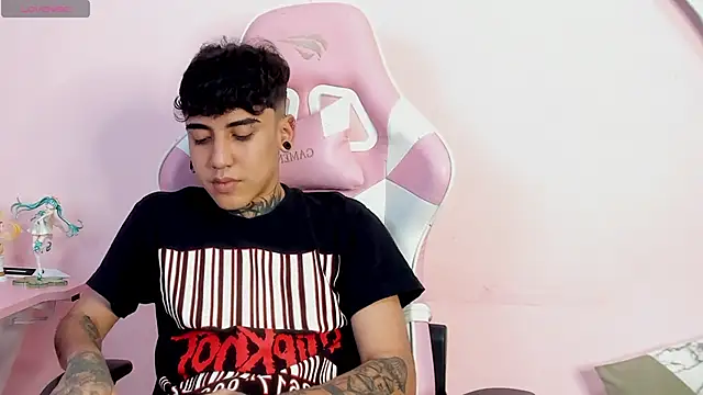 SantiOlsen online show from 1, 12, 2025