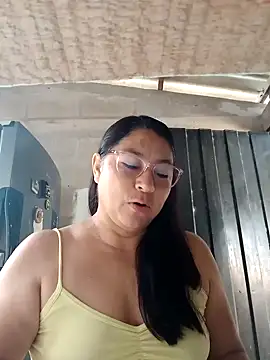 Snapshot of Brilly69 chatting on 21, 10, 2025 Brilly69 online show from 21, 10, 2025