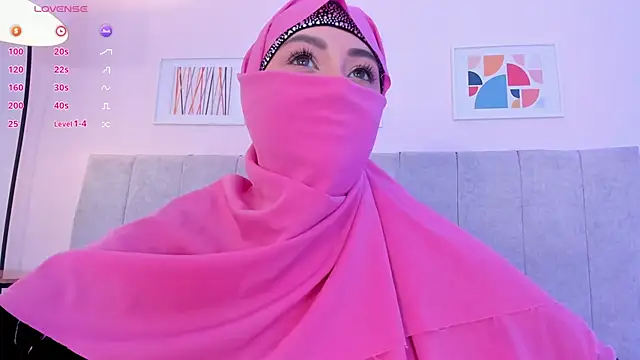 Snapshot of fatiima_ chatting on 9, 6, 2026 fatiima online show from 9, 6, 2026