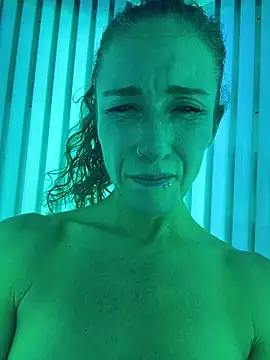 Snapshot of PetitemarieeThaReal chatting on 30, 10, 2025 PetitemarieeThaReal online show from 30, 10, 2025