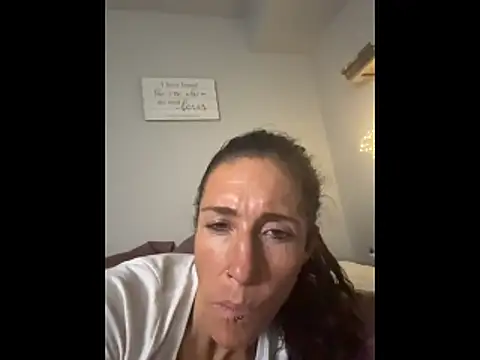 Snapshot of PetitemarieeThaReal chatting on 29, 11, 2025 PetitemarieeThaReal online show from 29, 11, 2025