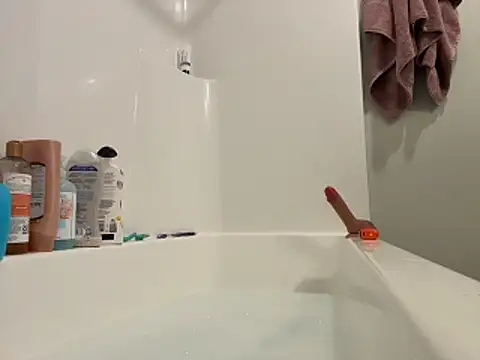 Snapshot of PetitemarieeThaReal chatting on 1, 12, 2025 PetitemarieeThaReal online show from 1, 12, 2025