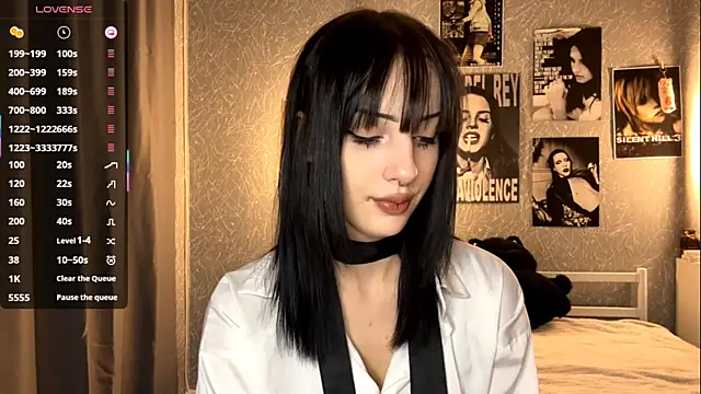 Snapshot of ForeTiff chatting on 19, 11, 2025 ForeTiff online show from 19, 11, 2025