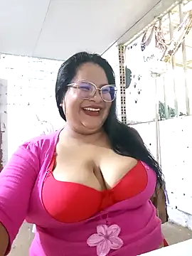 celeste122595 online show from 5, 12, 2025