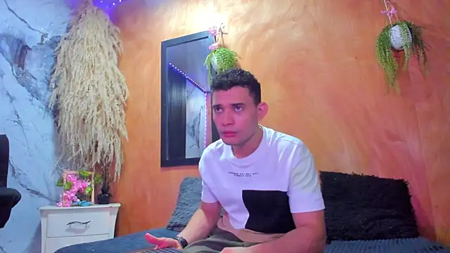 Jax Thunder online show from 13, 2, 2026