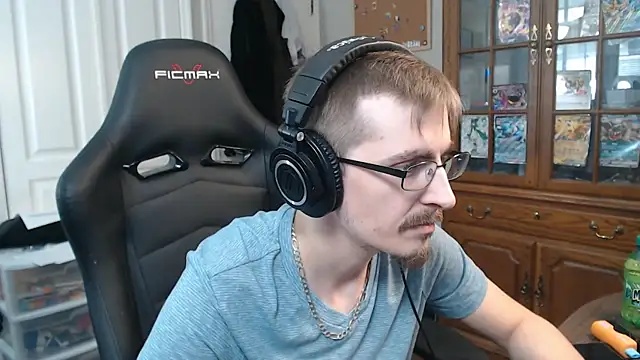 Snapshot of CasuallyCorrupt chatting on 28, 10, 2025 CasuallyCorrupt online show from 28, 10, 2025