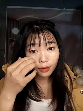 Fish yellow online show from 3, 11, 2025