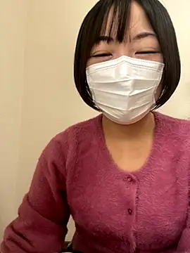 Yurika oO online show from 5, 11, 2025