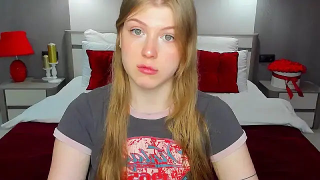 Snapshot of Stella_Light chatting on 29, 6, 2026 Stella Light online show from 29, 6, 2026
