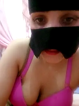 SandyAmr online show from 25, 4, 2026