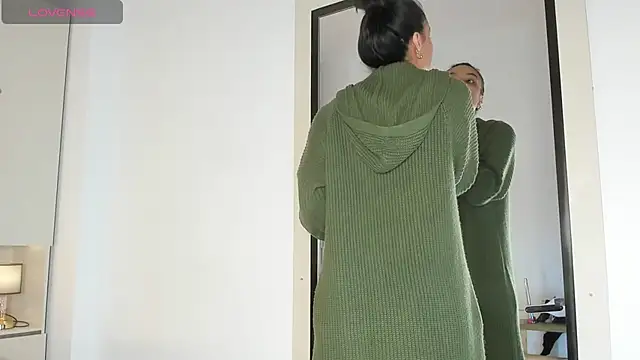 Snapshot of Blackywhiite chatting on 18, 11, 2025 Blackywhiite online show from 18, 11, 2025