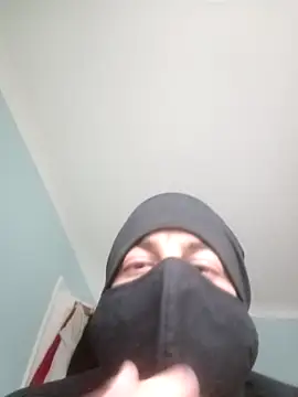 Snapshot of Imyourguy2025 chatting on 19, 10, 2025 Imyourguy2025 online show from 19, 10, 2025