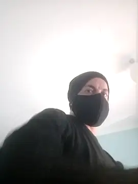 Snapshot of Imyourguy2025 chatting on 23, 10, 2025 Imyourguy2025 online show from 23, 10, 2025