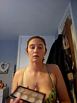 Snapshot of SashaBabyxx chatting on 29, 10, 2025 SashaBabyxx online show from 29, 10, 2025