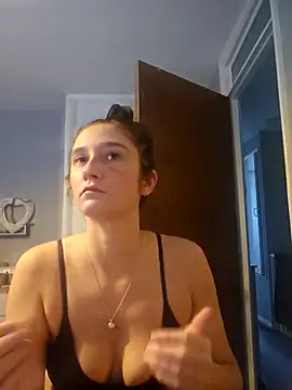 Snapshot of SashaBabyxx chatting on 3, 11, 2025 SashaBabyxx online show from 3, 11, 2025