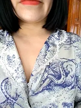 Mina-02 online show from 12, 3, 2026