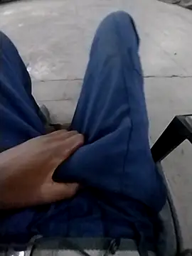 loVbRo1 online show from 28, 10, 2025