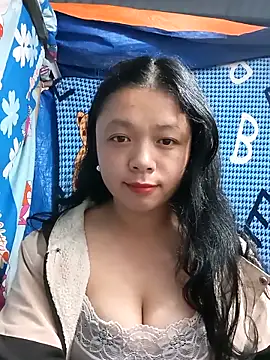 lisa-bae00 online show from 18, 12, 2025