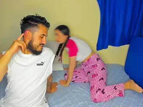 Snapshot of astredad2025 chatting on 27, 11, 2025 astredad2025 online show from 27, 11, 2025