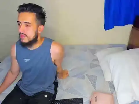 Snapshot of astredad2025 chatting on 2, 12, 2025 astredad2025 online show from 2, 12, 2025