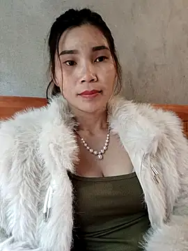 Snapshot of Bear_bear0 chatting on 20, 11, 2025 Bear bear0 online show from 20, 11, 2025