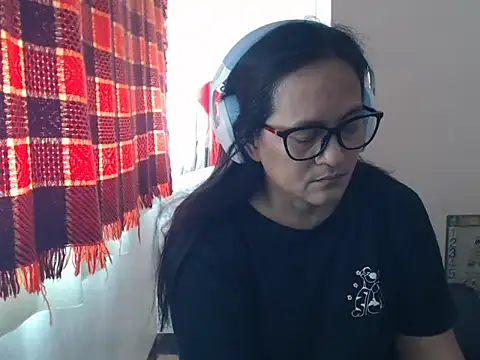 Kinkybela2025 online show from 7, 6, 2026