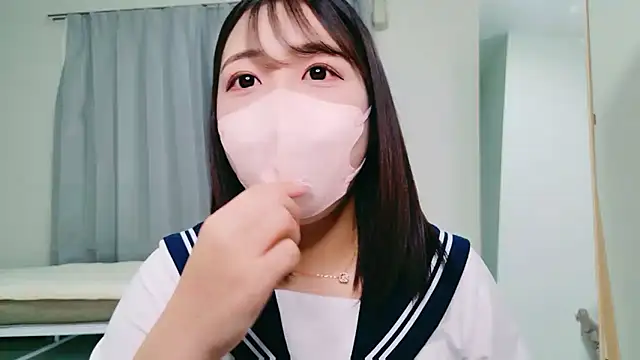 Snapshot of yui_chan00 chatting on 7, 4, 2026 yui chan00 online show from 7, 4, 2026